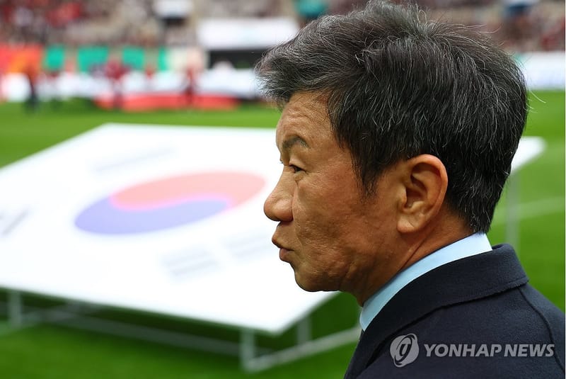 정몽규-허정무, 축구협회장 선거 출마 공식화 후 첫 만남 - 메이저저장소