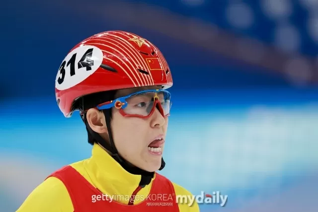 린샤오쥔보다 큰 문제 '반칙왕' 판커신, 中 대표로 하얼빈 AG 참가…韓 피해 없어야 - 메이저저장소와함께 스포츠뉴스분석하기