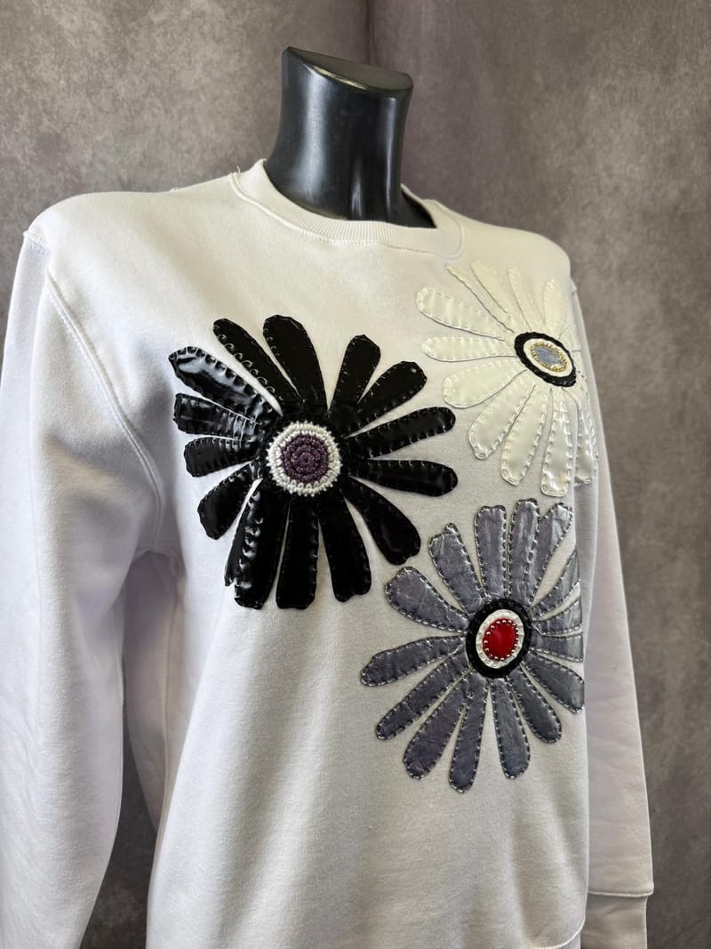 Felpa Fiorelloni — Bianco