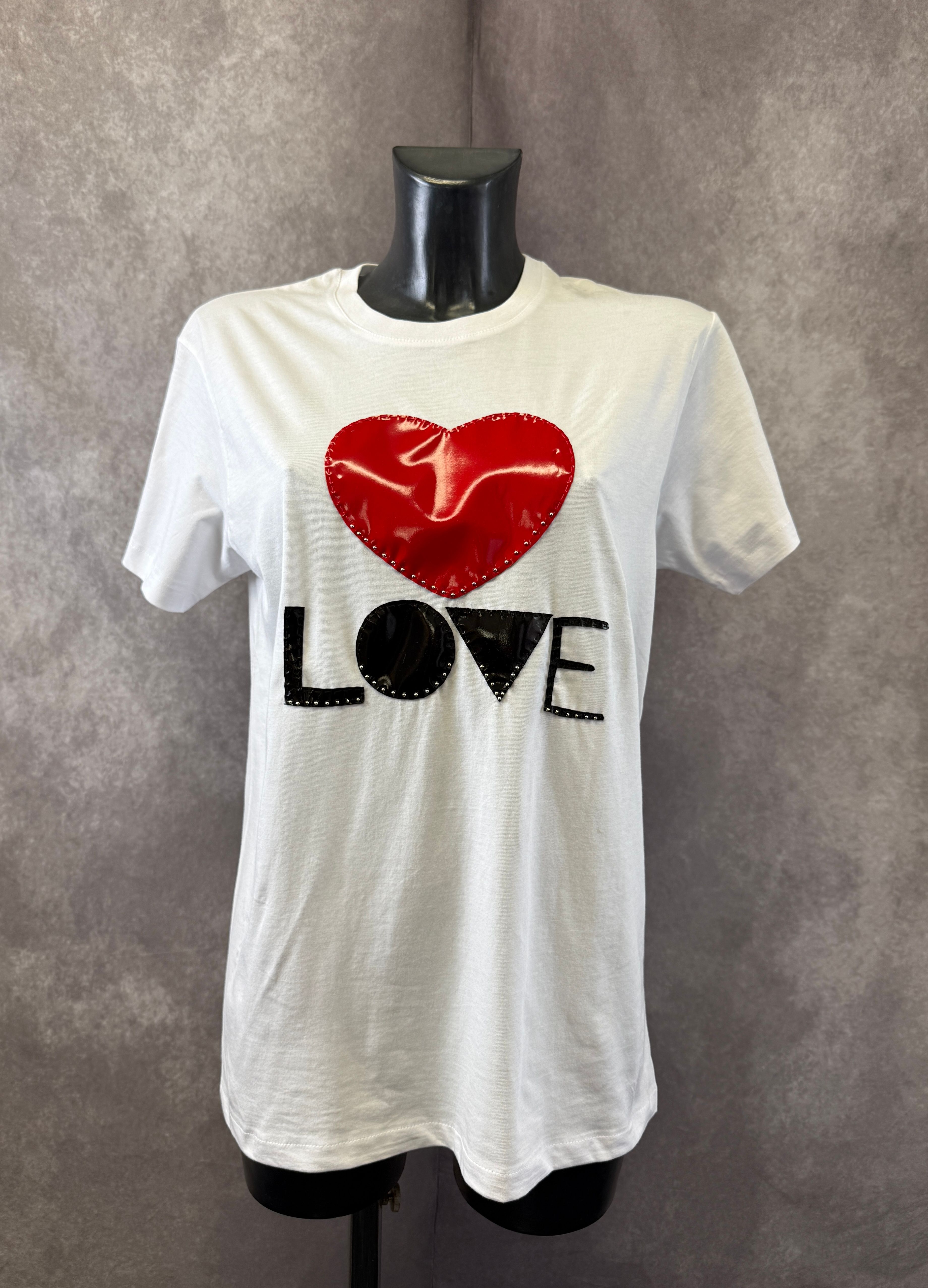 T-Shirt LOVE — foto 1