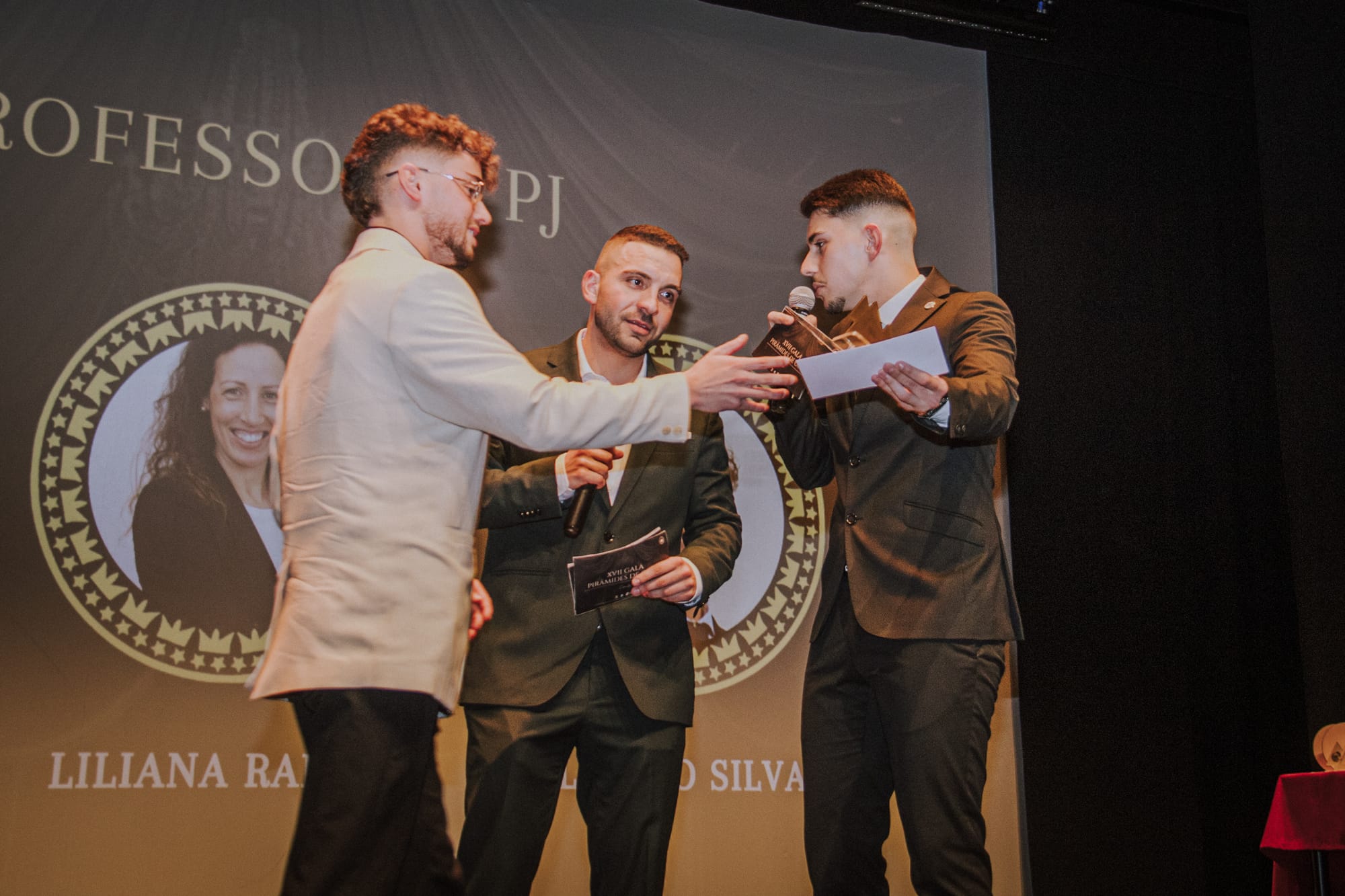 XVII GALA PIRÂMIDES DE OURO