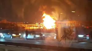 FRIDAY 21/03/25 HEATHROW AIRPORT CLOSED FOLLOWING ELECTREICAL FIRE CAUSES CHAOS