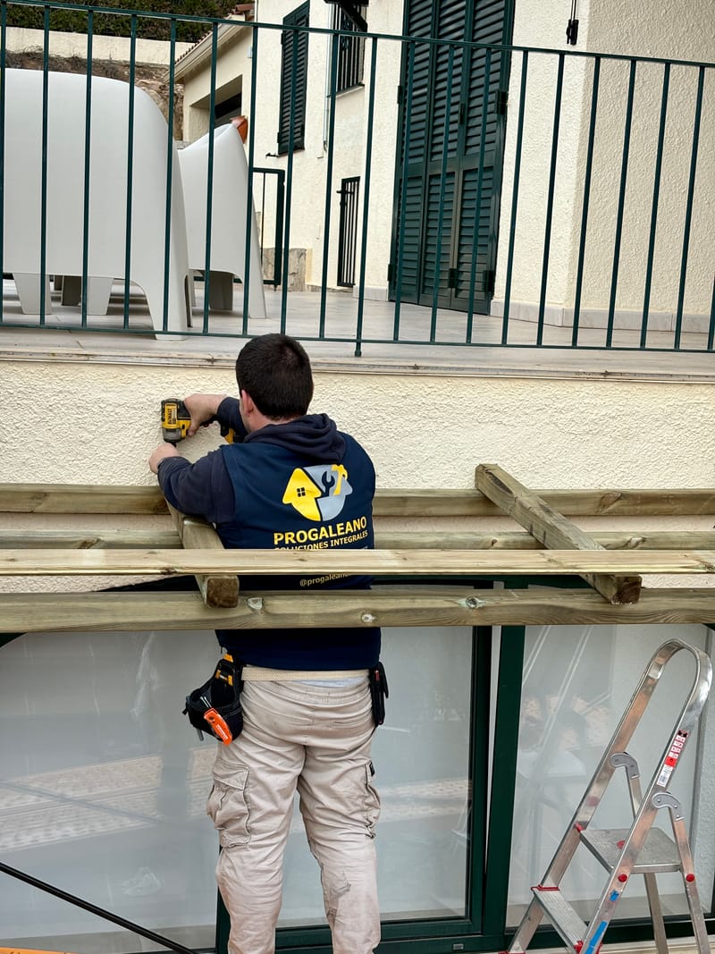 Techito (madera y teja)