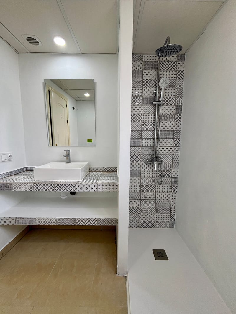 Nuevo baño en Estartit