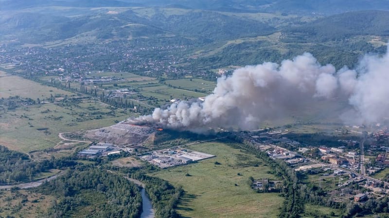 🔥 INCENDIUL DE LA GROAPA DE GUNOI ANINOASA – CONSECINȚA UNEI ADMINISTRĂRI ILEGALE, NU UN ACCIDENT!