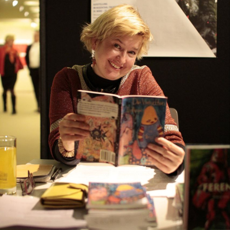 Anael's Early Career as a Writer in Berlin