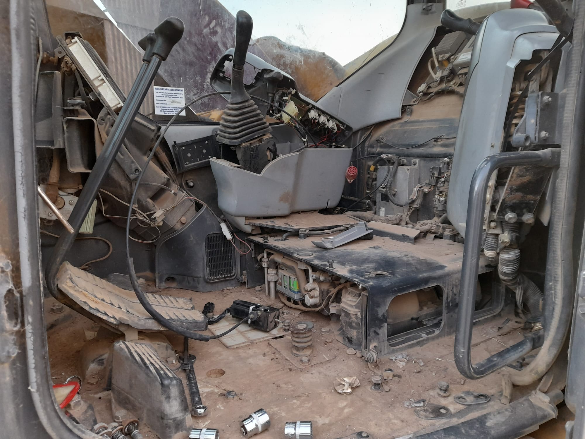 Earthmoving machinery