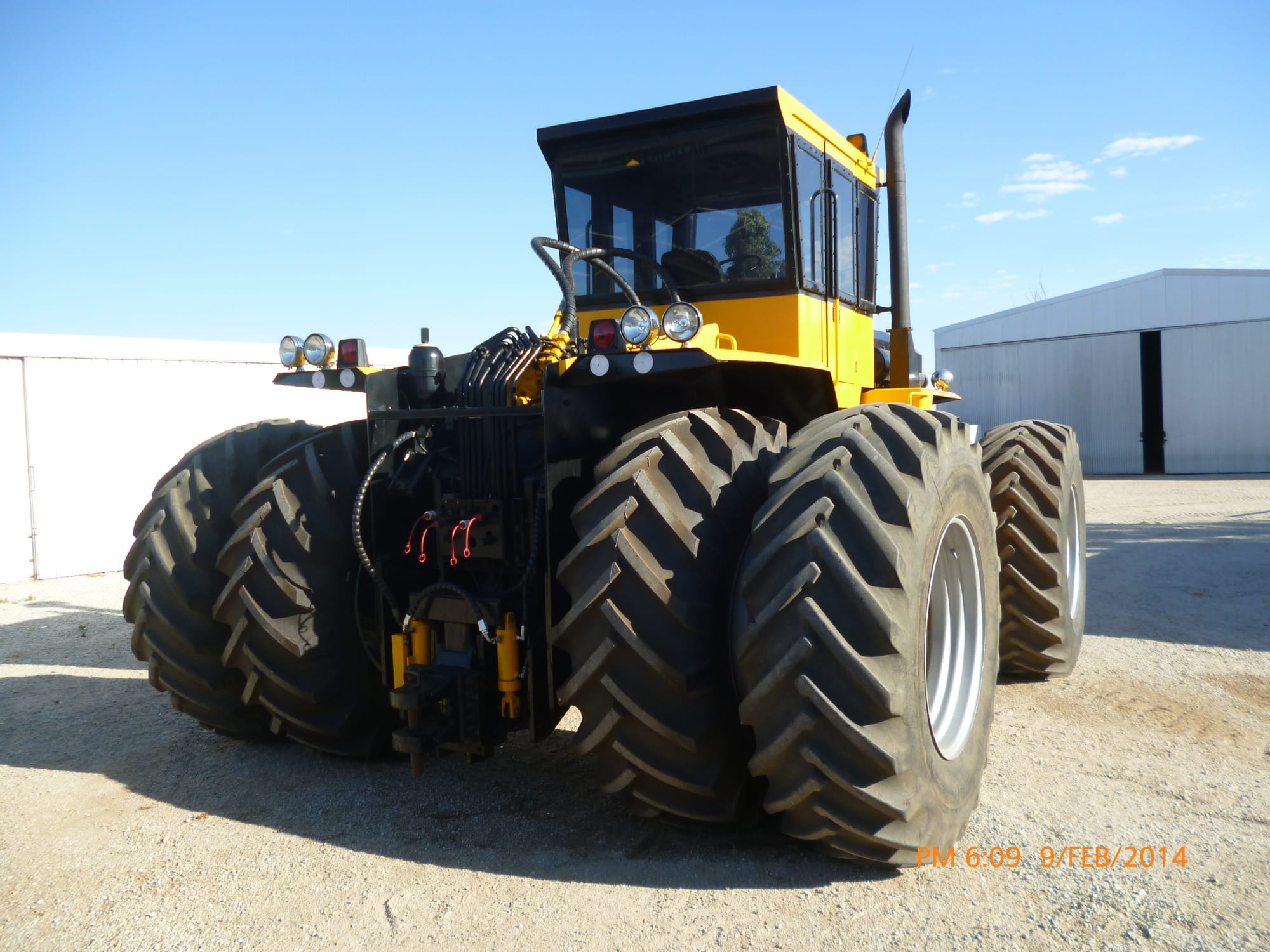 Earthmoving machinery