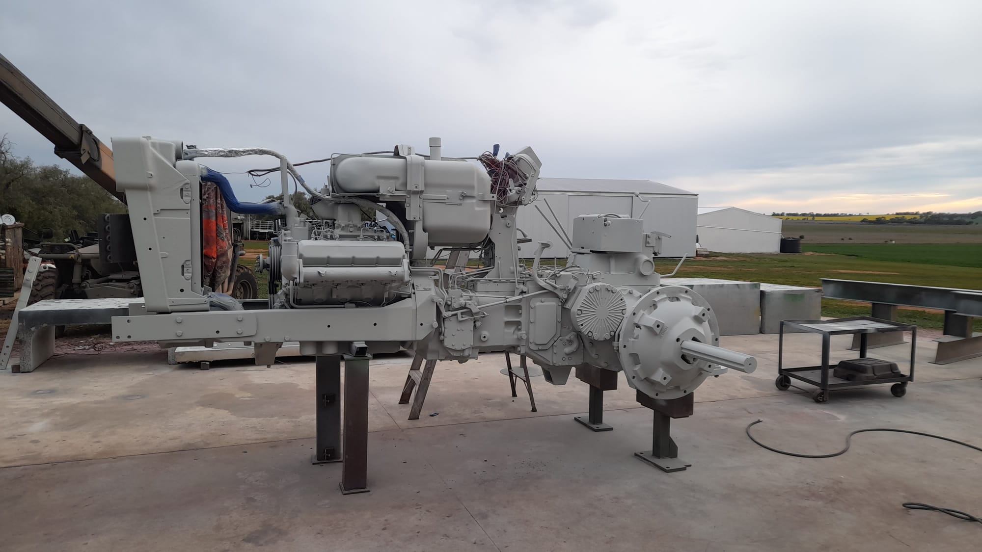 International 1468 V8