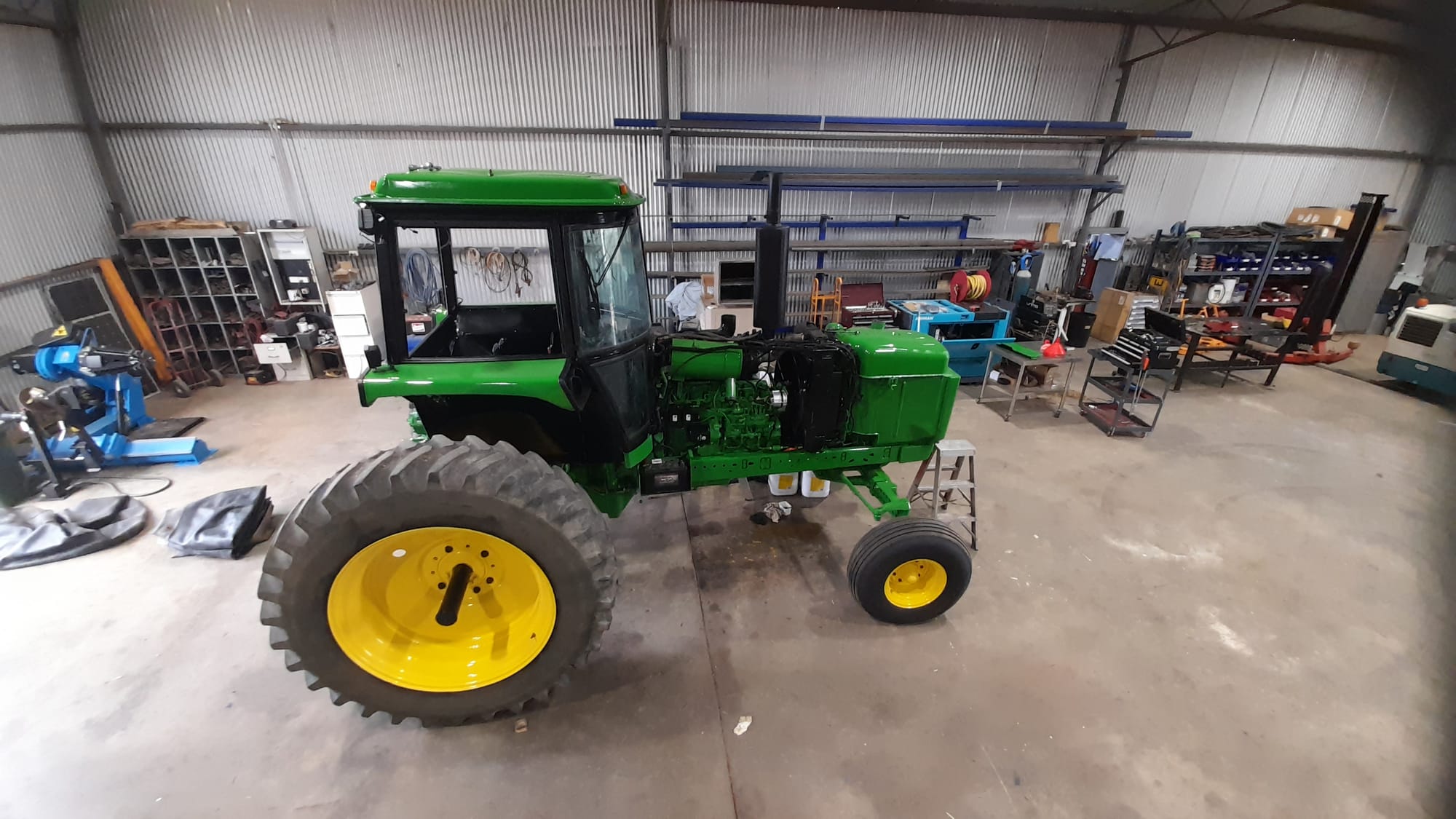 John Deere 4650