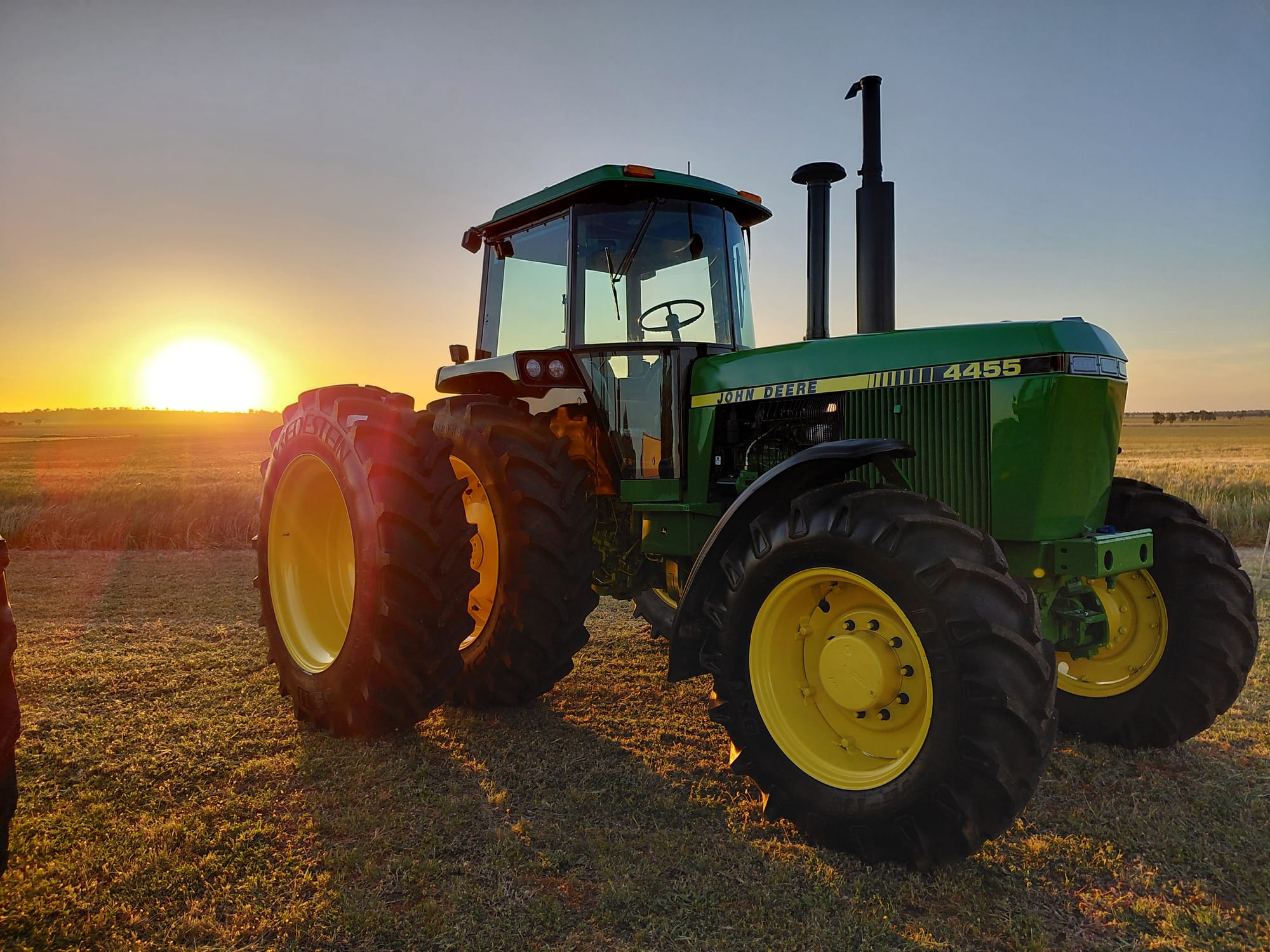 John Deere 4455