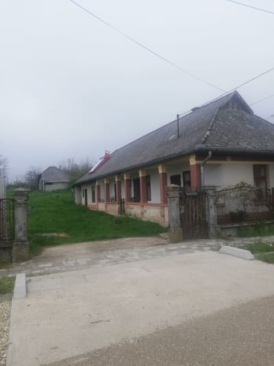 Közösségi ház vásárlása, felújítása