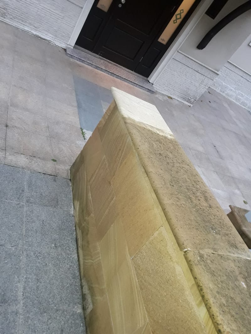 Разликата между ОБРАБОТЕН и НЕОБРАБОТЕН КАМЪК - ПЯСЪЧНИК