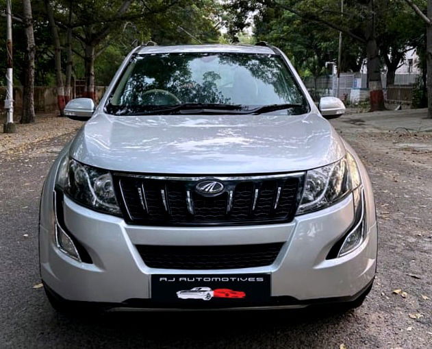 MAHINDRA - XUV500