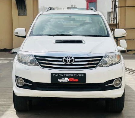 TOYOTA - FORTUNER