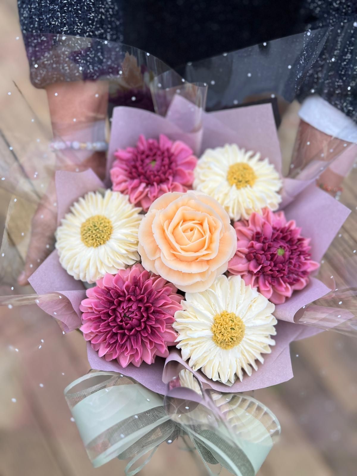 A bouquet of cupcakes - Where flowers meet frosting
