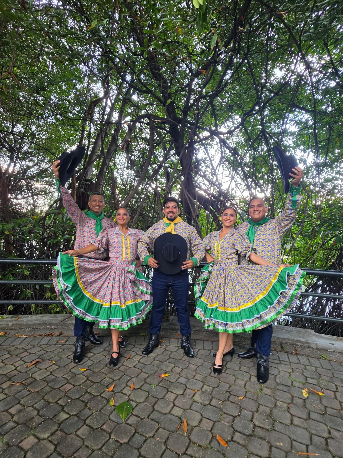 Vestuario de Polca Montubia