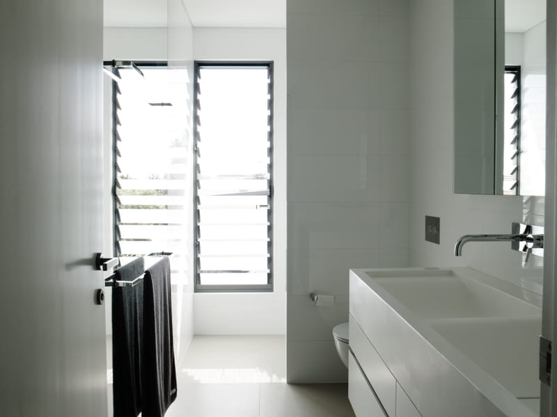 Builder : Komplete Construction   /  Interior Designer :  Hare + Klein