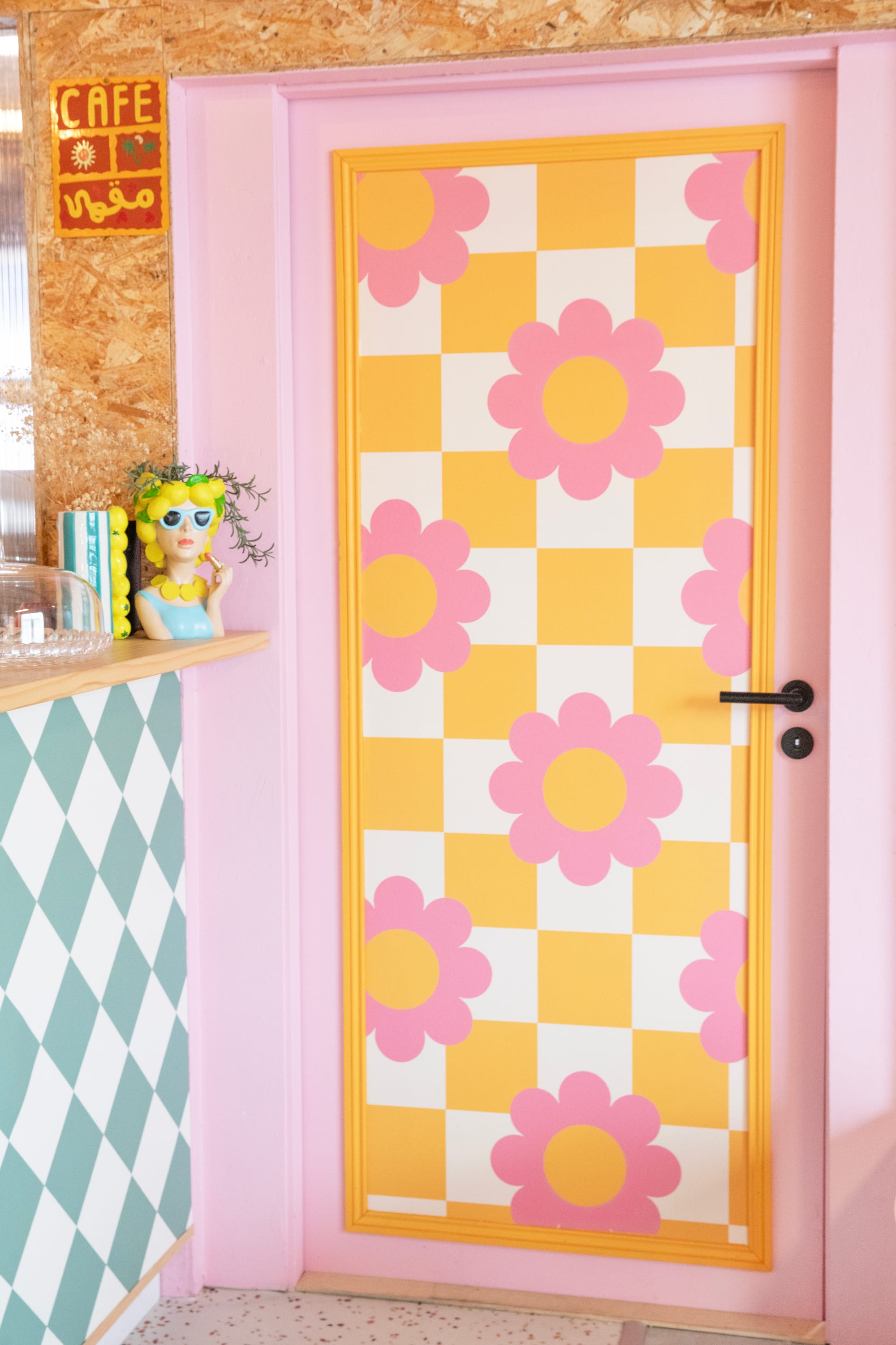 Aménagement et décoration d’un coffee shop à Saint-Pée-sur-Nivelle (Pays Basque)