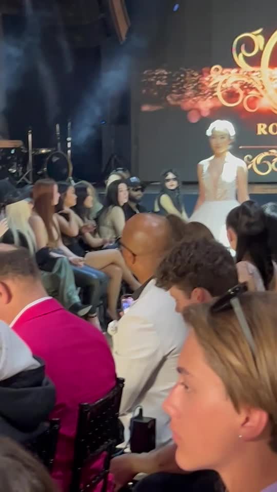 Featured Model In The Show