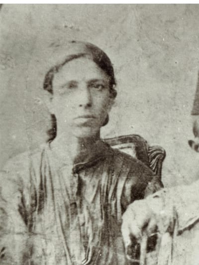 סולי שם וזהות