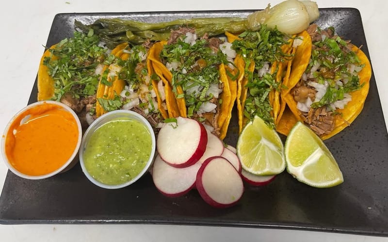 BIRRIA WITH CONSUME