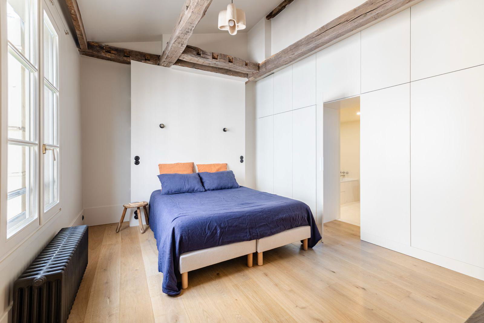 Duplex refait par architecte dans le Marais