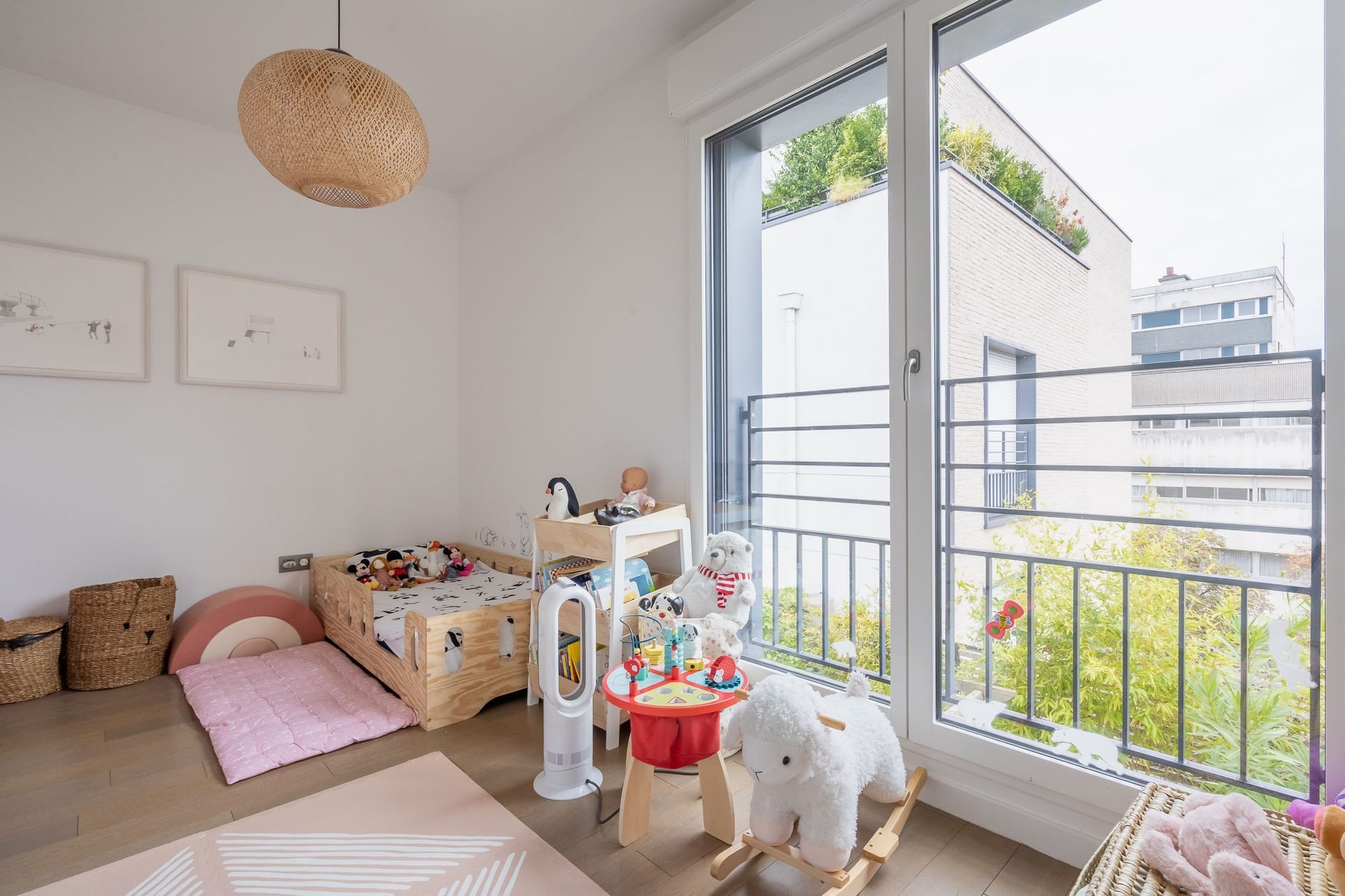 Appartement moderne avec terrasse dans l'Est de Paris