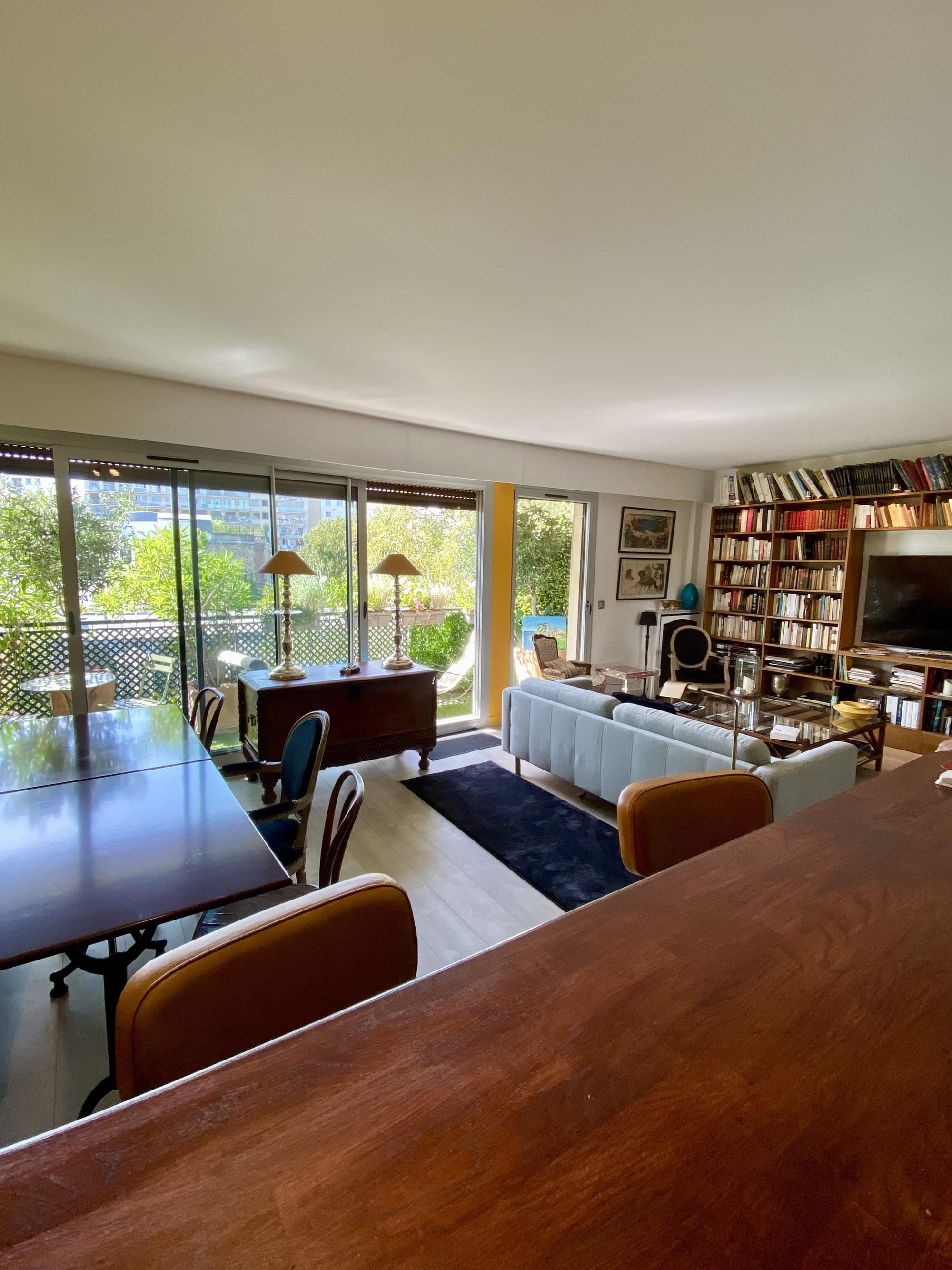 Appartement élégant avec balcons/ terrasses à deux pas de la station Ranelagh (Paris 16)