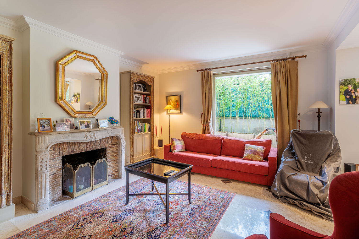 Duplex avec jardin dans le centre de Neuilly