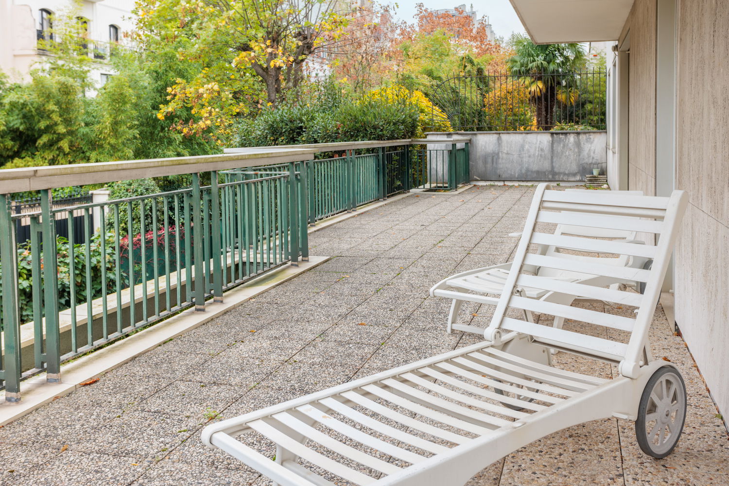 Duplex avec jardin dans le centre de Neuilly