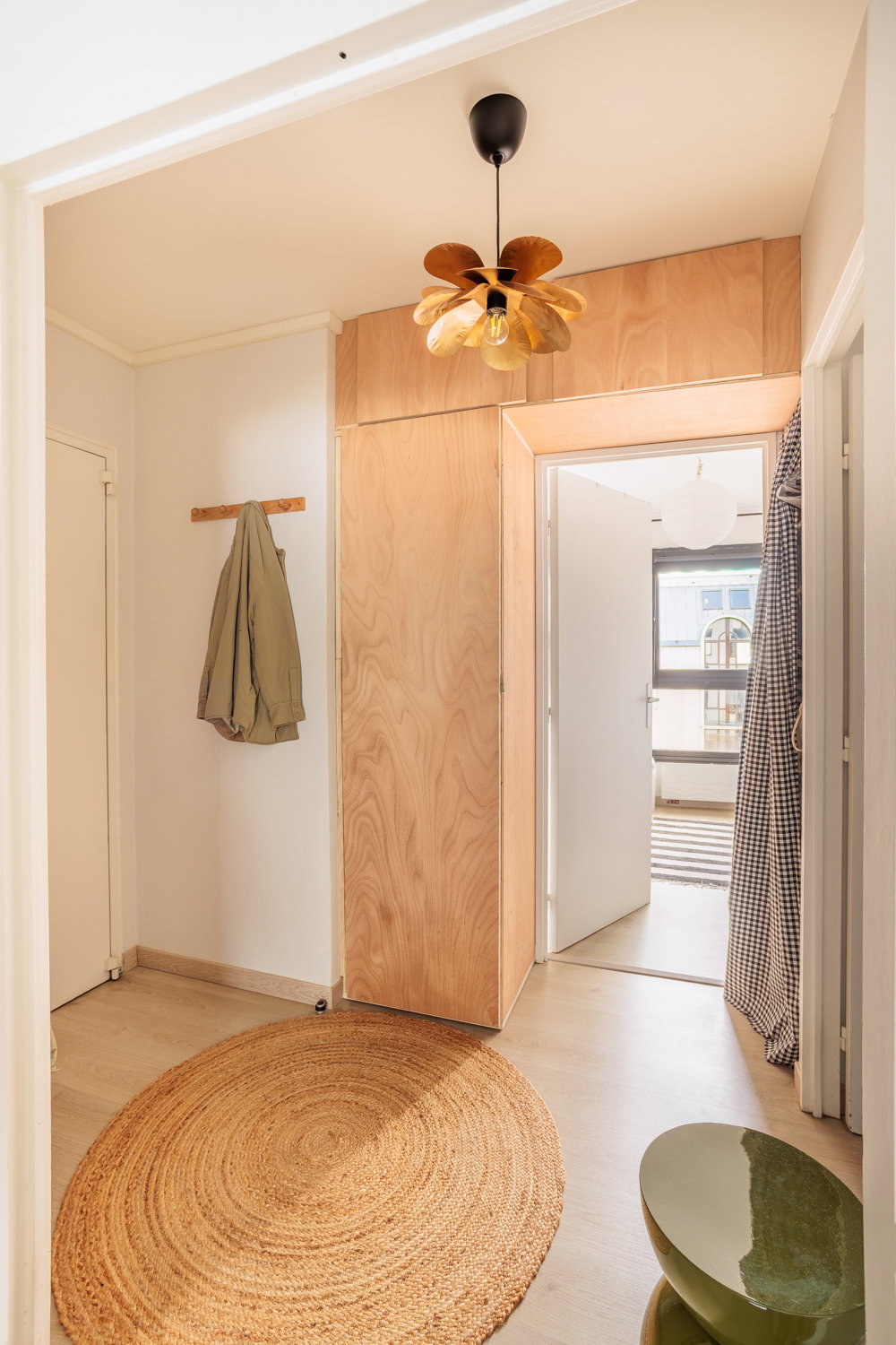 3 pièces compact avec balcon à la lisière du 11 eme