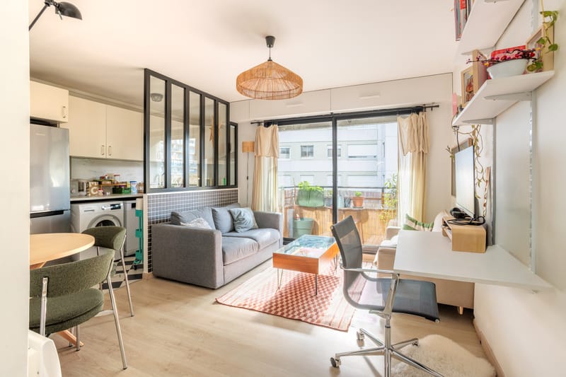 3 pièces compact avec balcon à la lisière du 11 eme