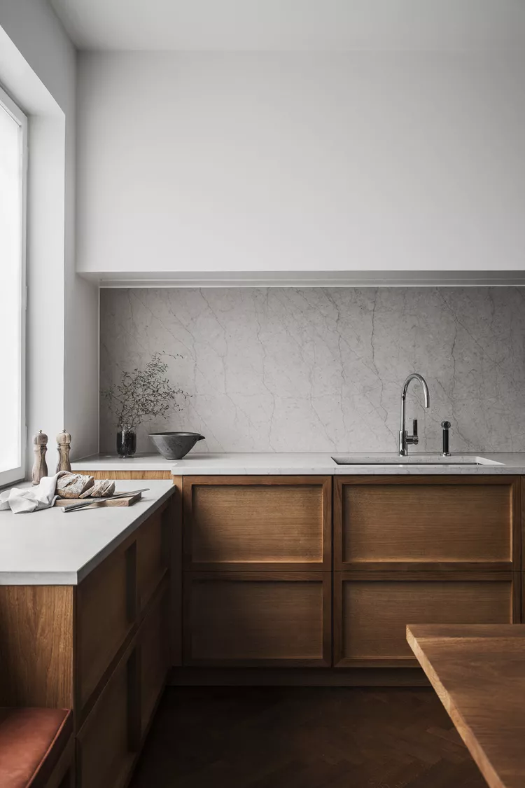 Kitchen Cabinet 