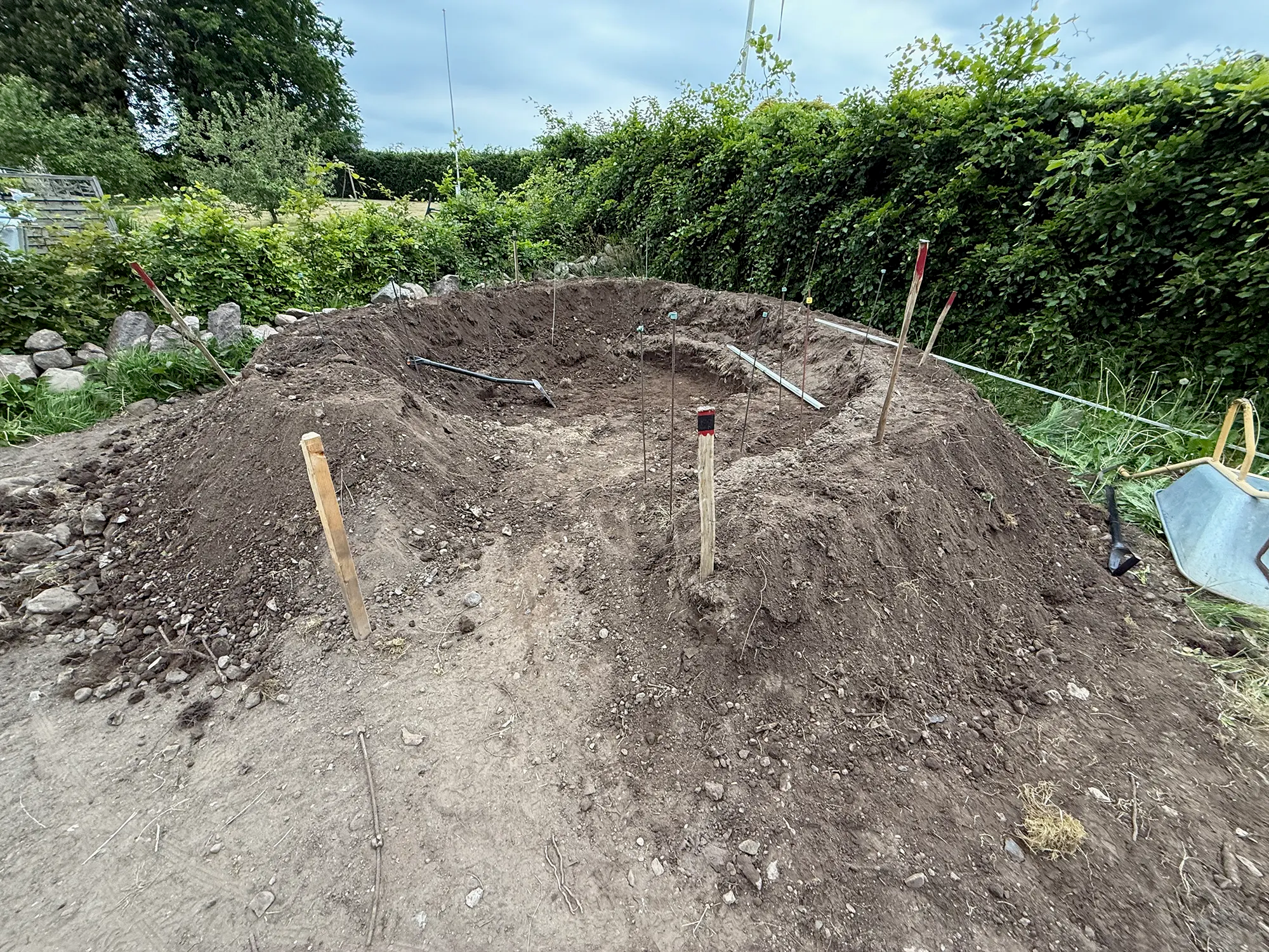 Der graves ud til bålplads