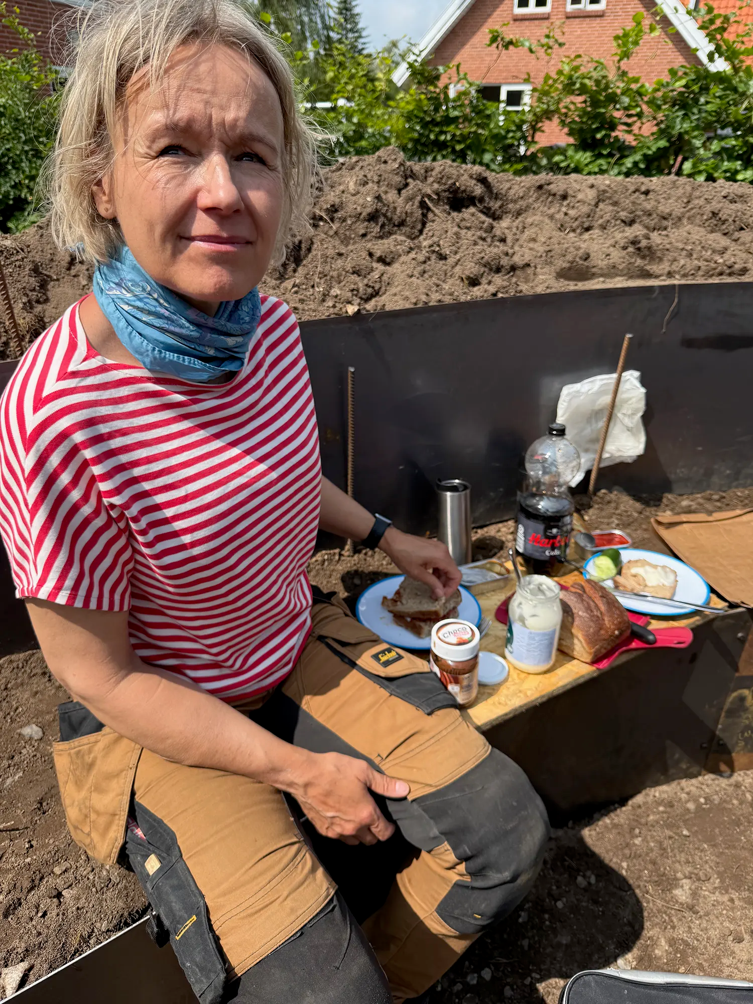 Første frokost på bålpladsen