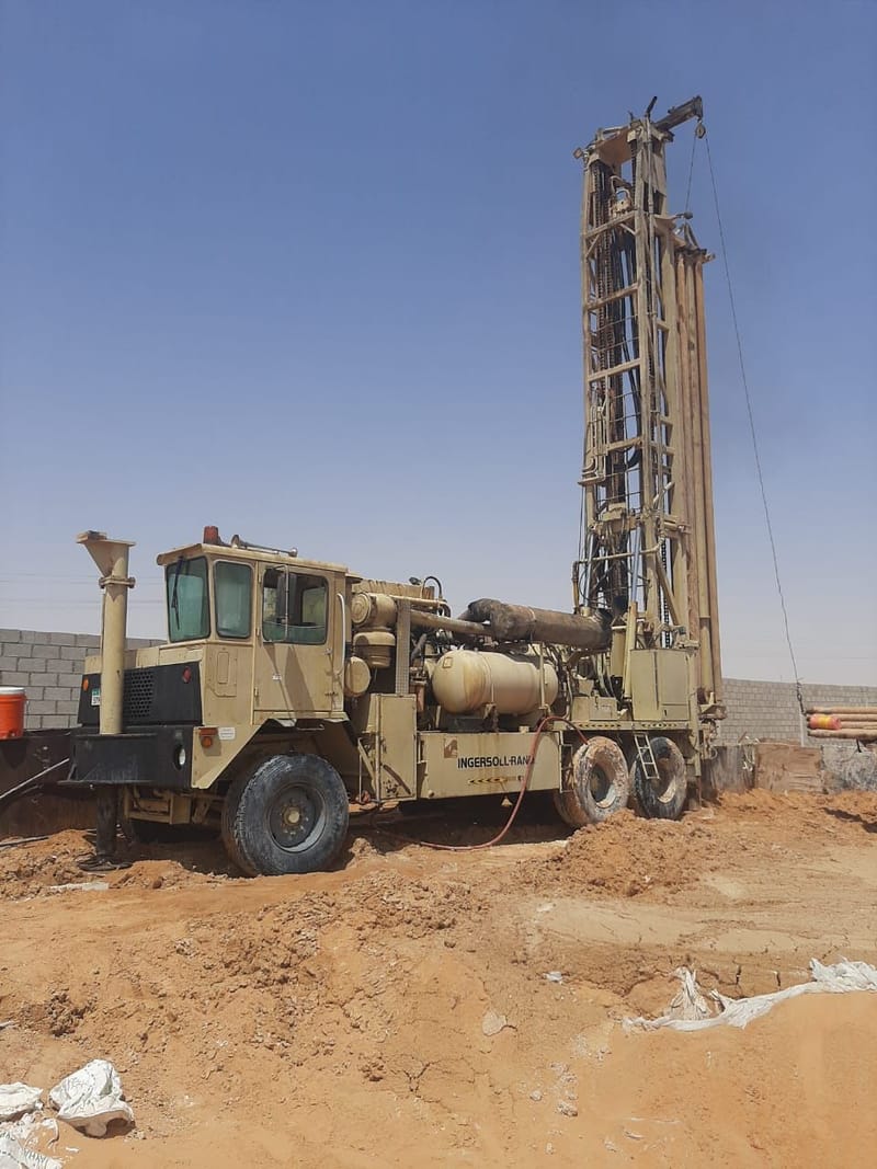 حفر آبار المياه