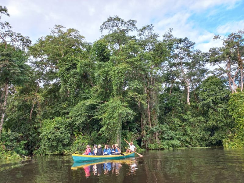 Paseo en bote con Canalete.