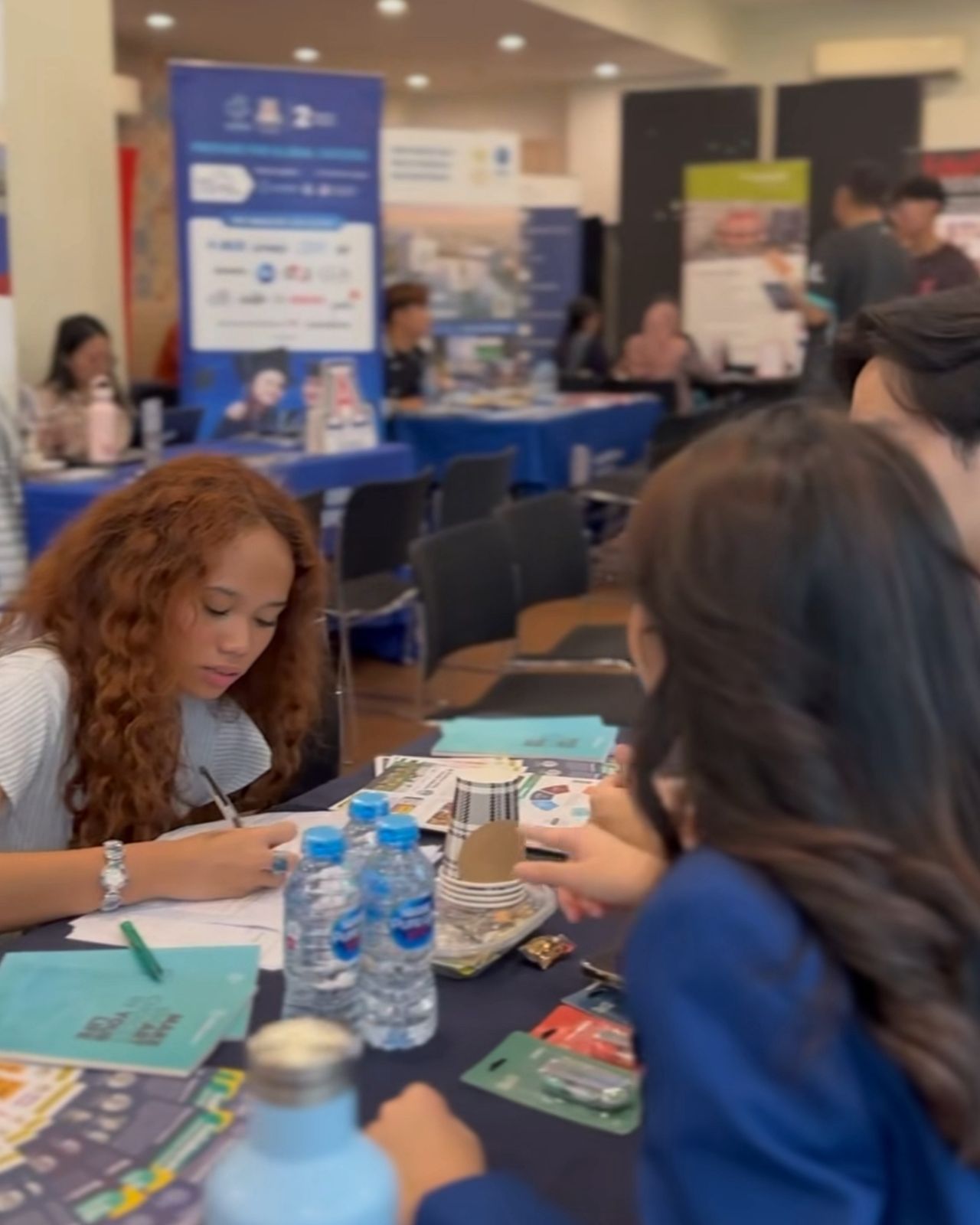 Sampoerna Academy L’Avenue Hosts 2025 University Fair for Secondary Students