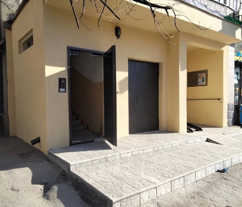 РЕМОНТ ВХІДНИХ ГРУП