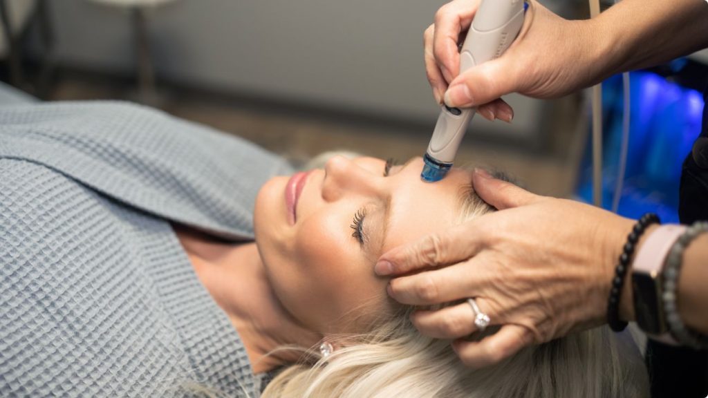 Unlock Youthful Skin with This Non-Invasive Hydrafacial