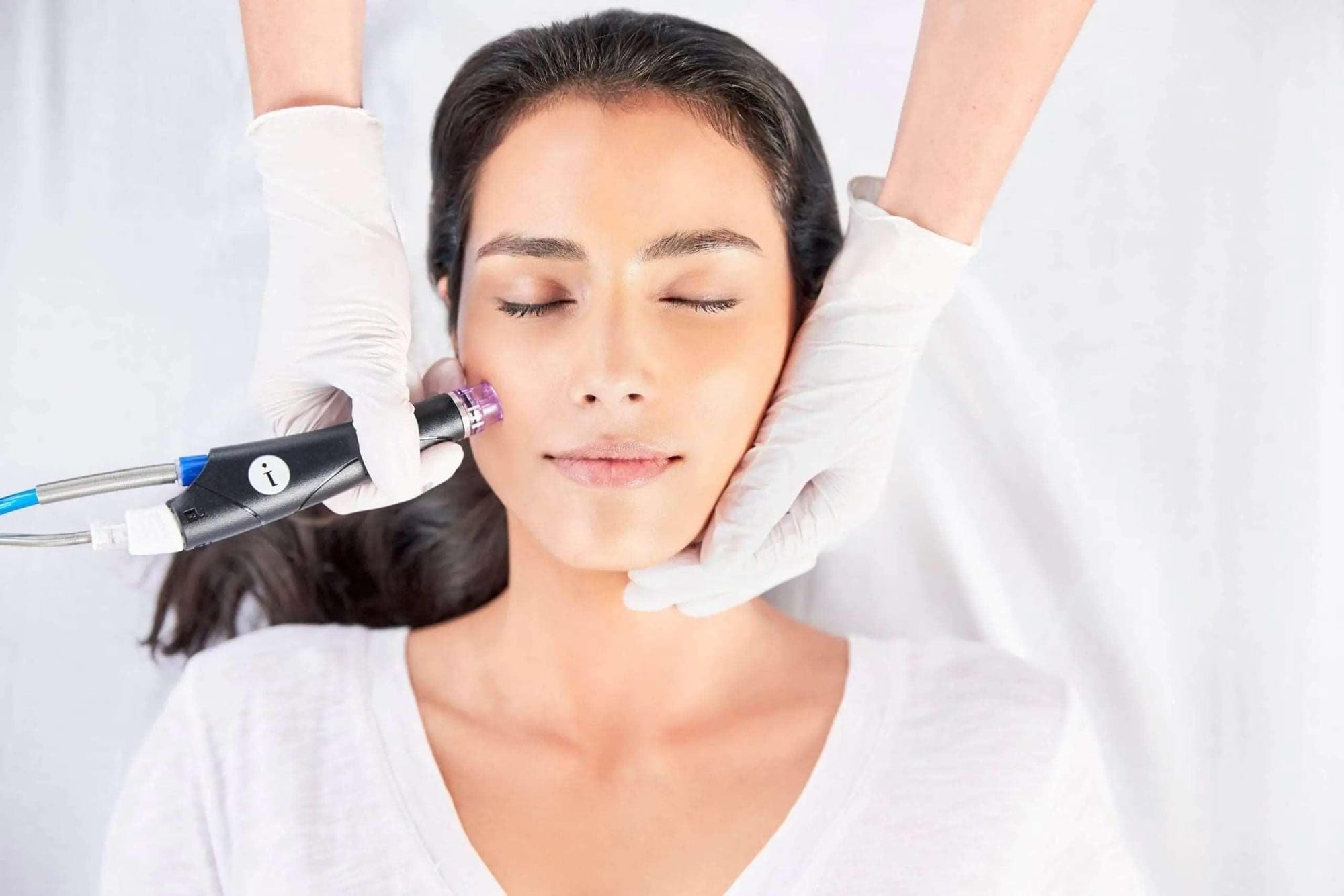 Hydrafacial Treatment for That Radiant Selfie Glow