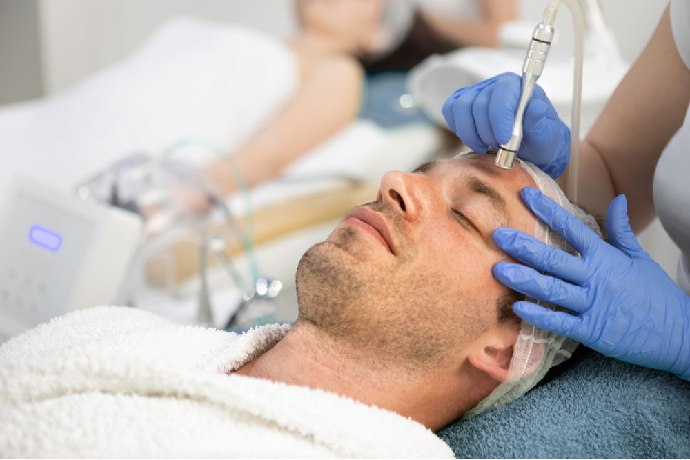 Upgrade Your Skin Game with Men’s Facial Treatment in Dubai