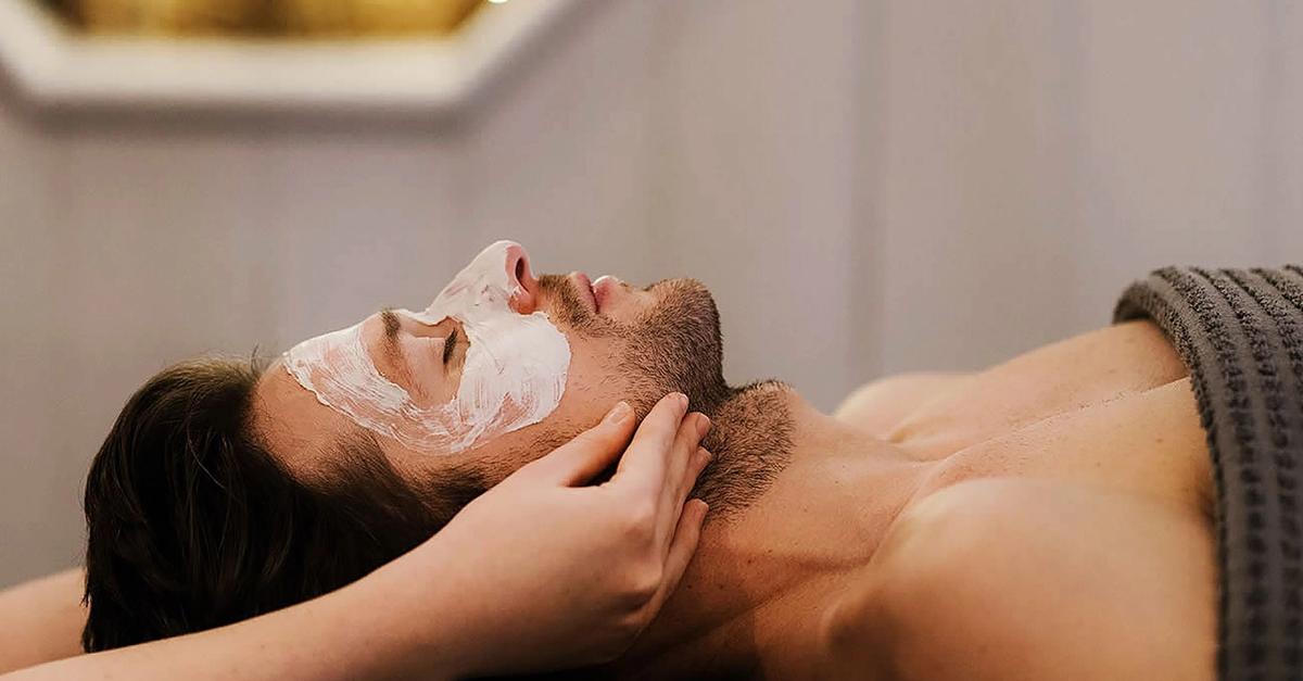 Max Out Skin Clarity with Men’s Facial Treatment in Dubai