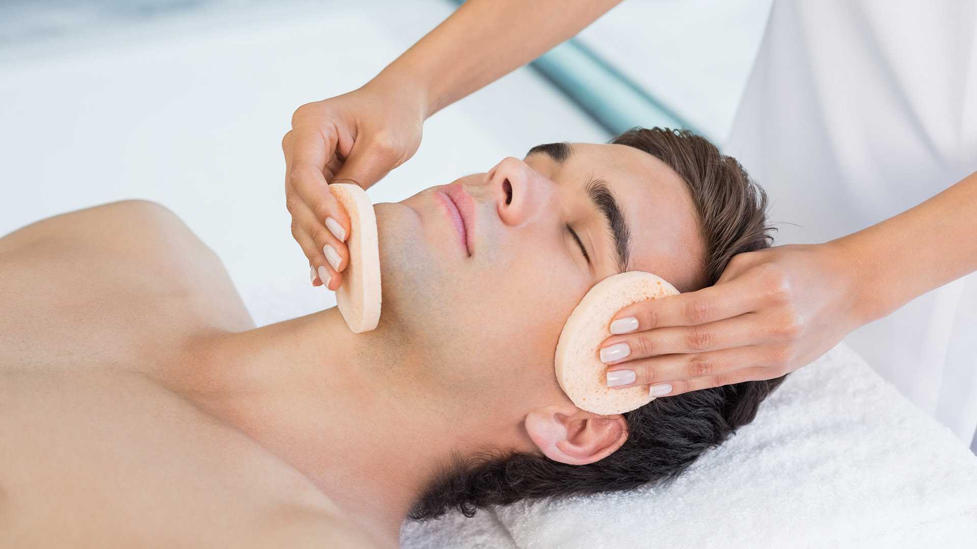 Brighten and Tighten with Men’s Facial Treatment in Dubai