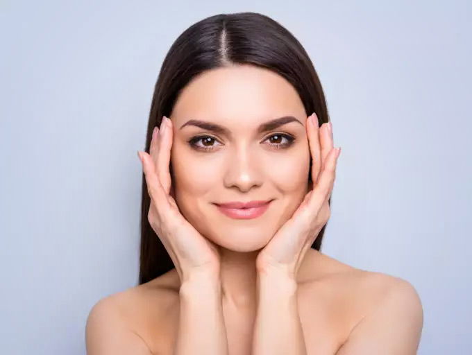 Natural vs. Advanced Skin Whitening Treatments: What’s Right for You?