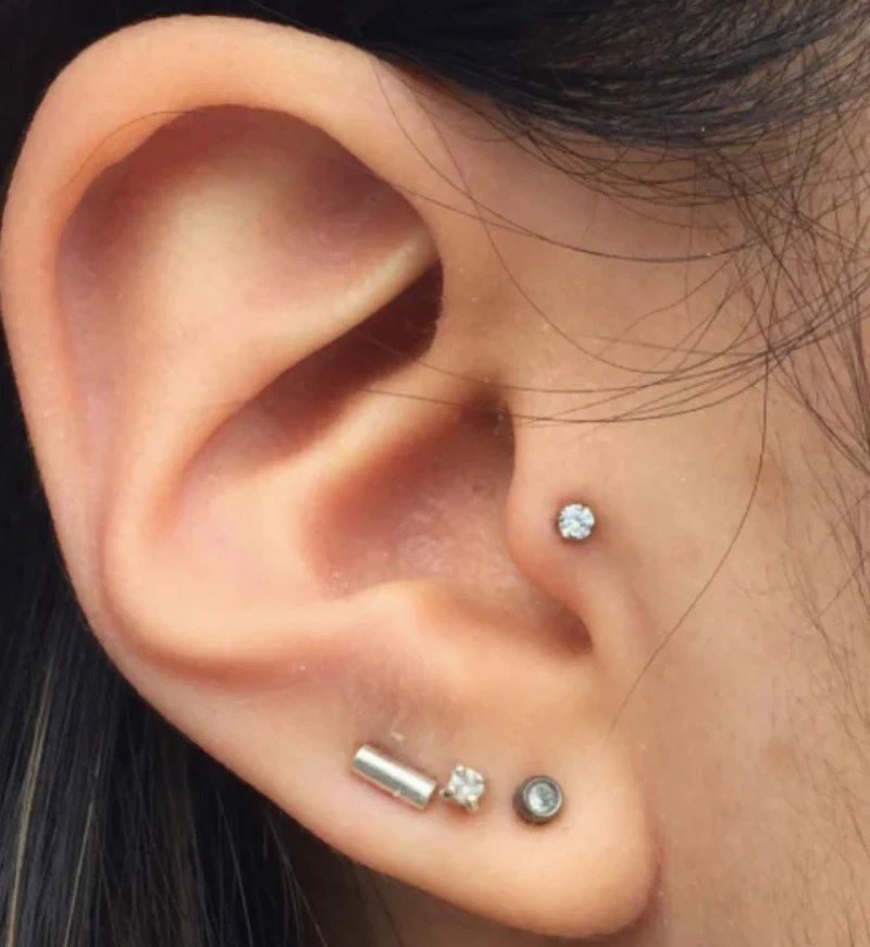 Ultimate Guide to Safe Ear Piercing in Dubai