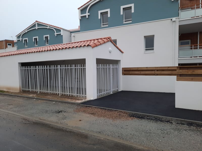 Clôtures barreaudées