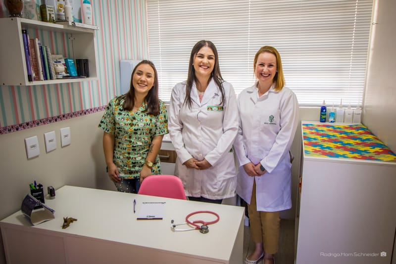 Clínica Dra. de Bicho - Dra. Caroline Castilhos 