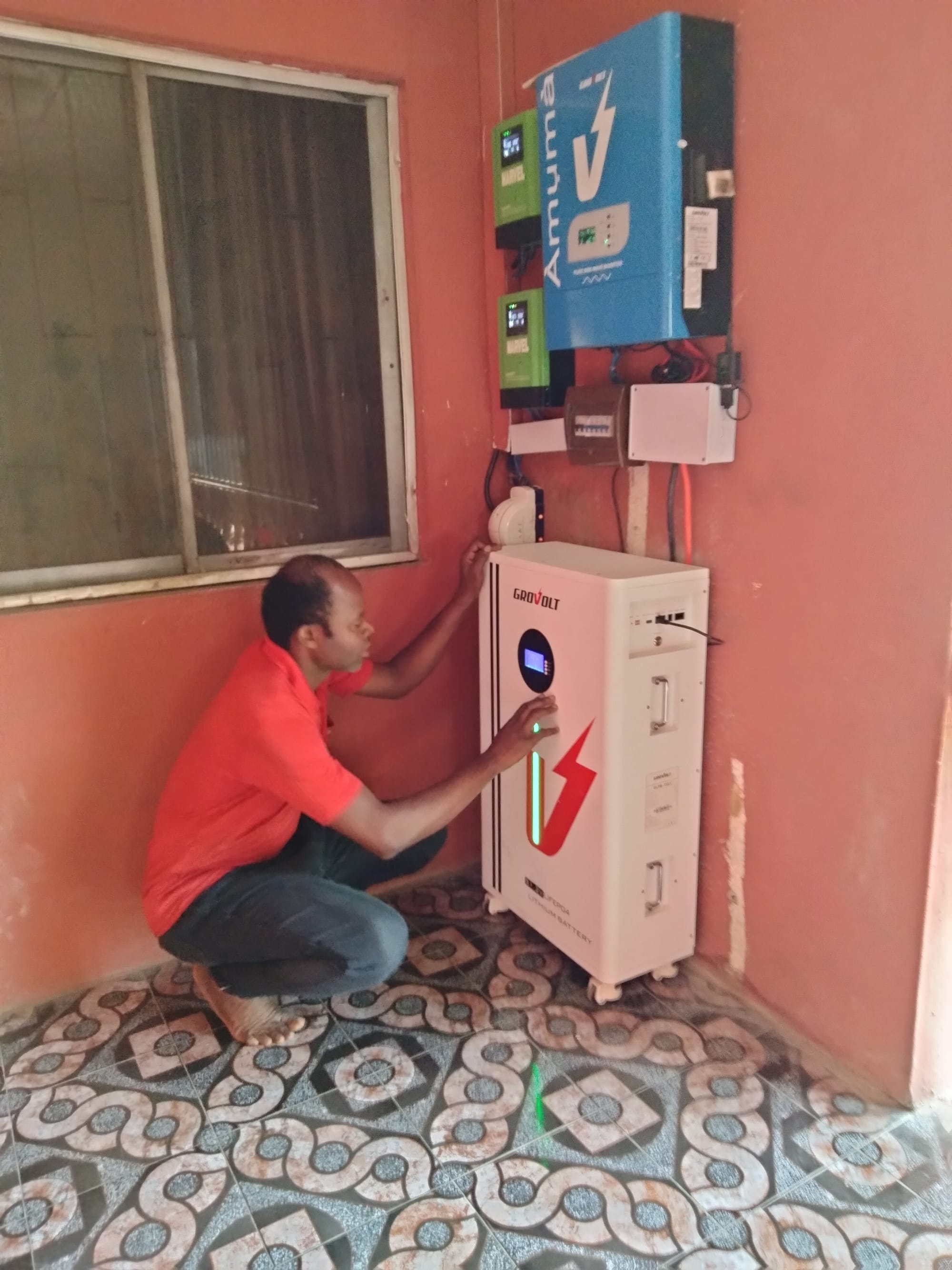 12kva inverter system with 18unit of 350watts solar panels 